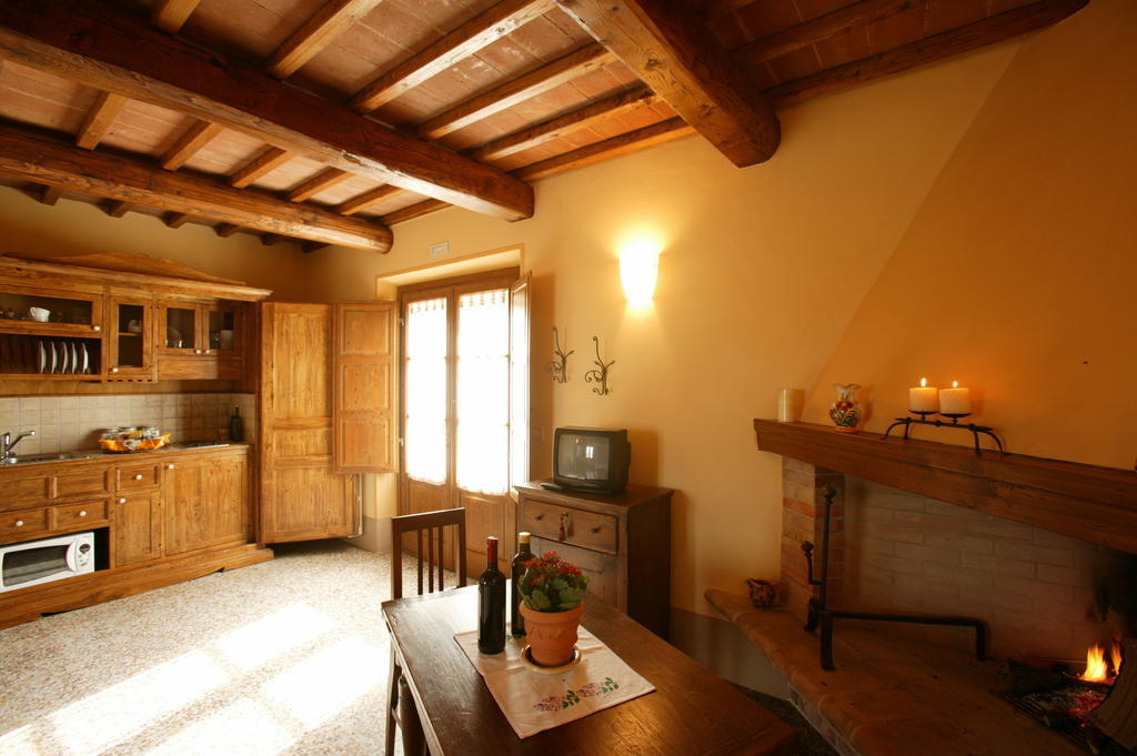 Agriturismo Podere San Gregorio بيينْسا الغرفة الصورة