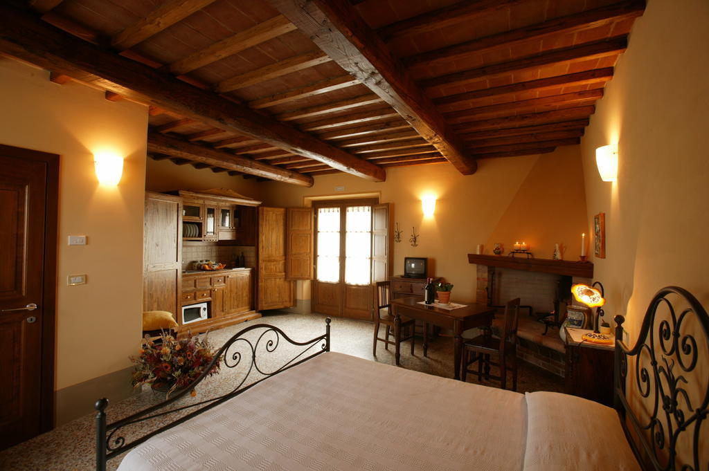 Agriturismo Podere San Gregorio بيينْسا الغرفة الصورة